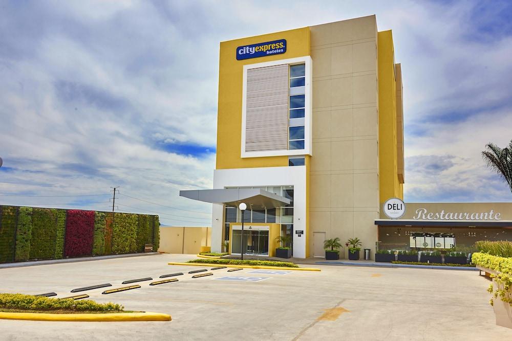 City Express By Marriott Guadalajara Aeropuerto Las Pintas Ngoại thất bức ảnh